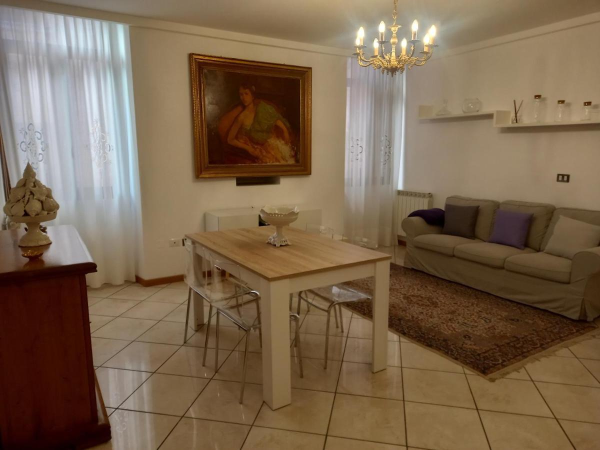 סאלו Maison Santa Giustina מראה חיצוני תמונה