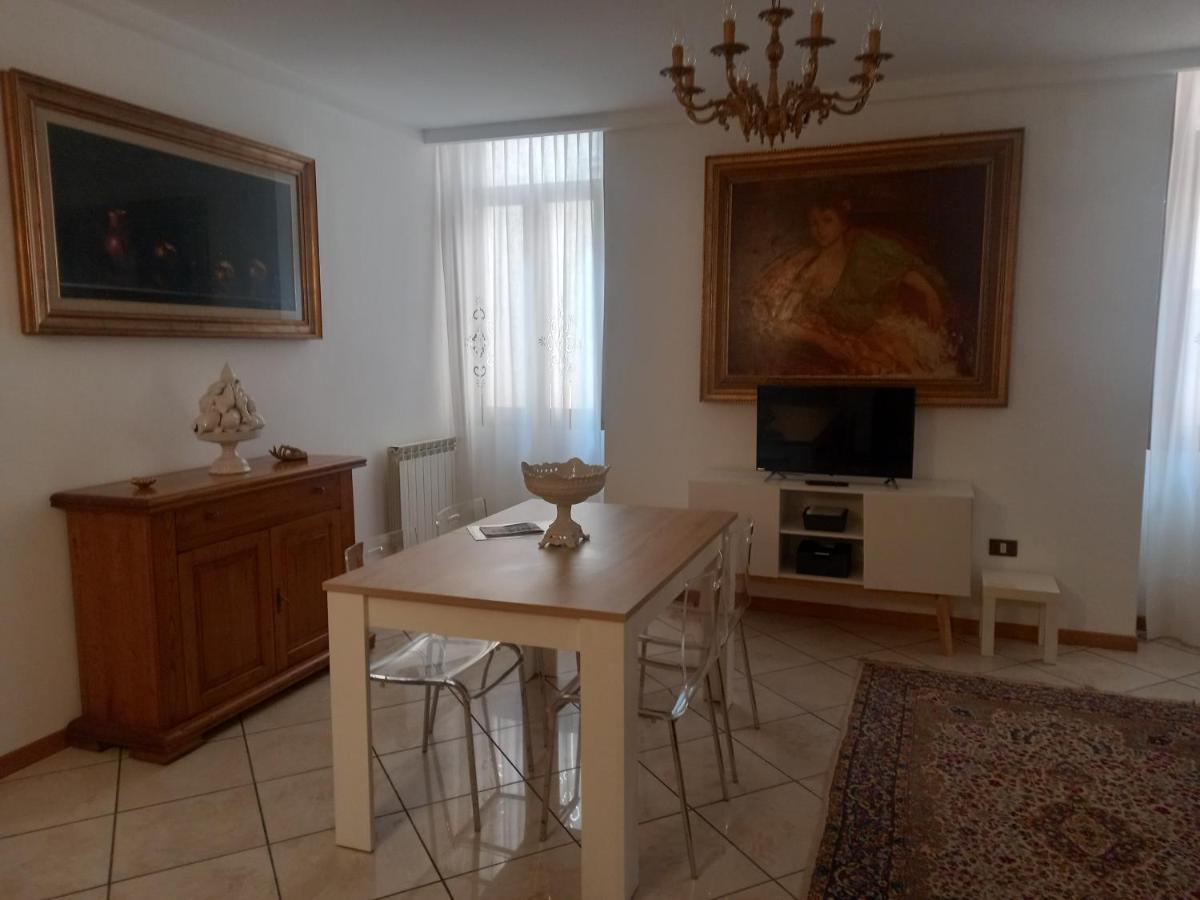 סאלו Maison Santa Giustina מראה חיצוני תמונה